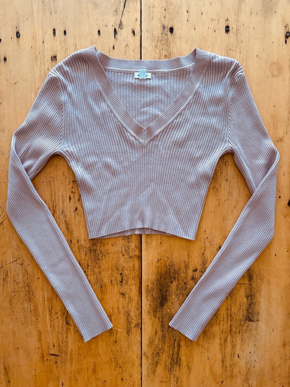Garage Women’s Ribbed V‑Neck Knit Cropped Long Sleeve Top Taupe US XS
